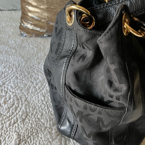 Michael Kors. Bag set - Picture 4 of 10